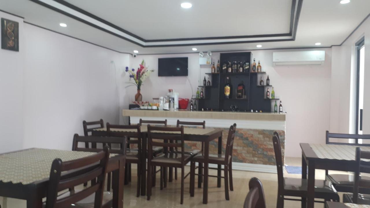 Adams View Hotel Моалбоал Экстерьер фото