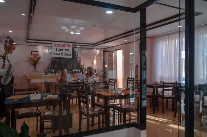Adams View Hotel Моалбоал Экстерьер фото