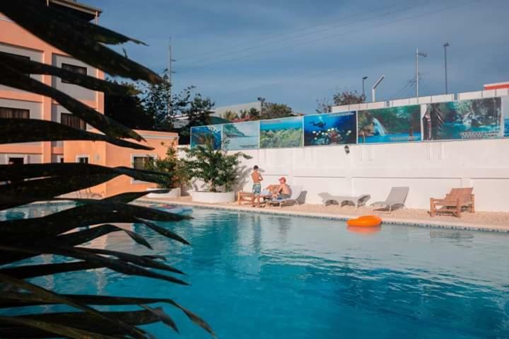 Adams View Hotel Моалбоал Экстерьер фото