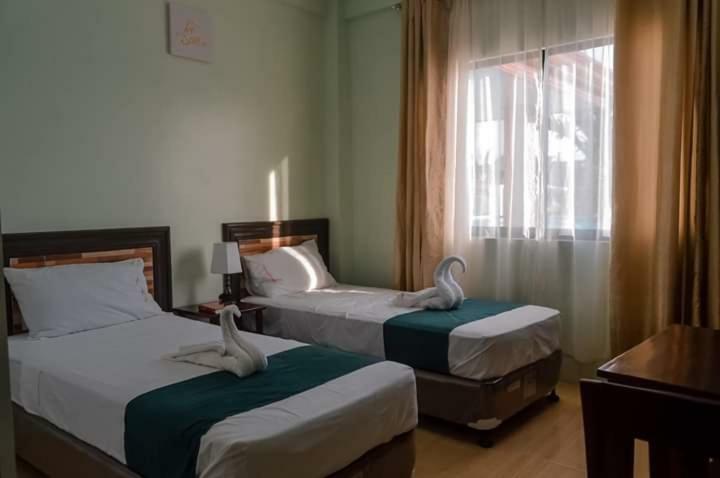 Adams View Hotel Моалбоал Экстерьер фото